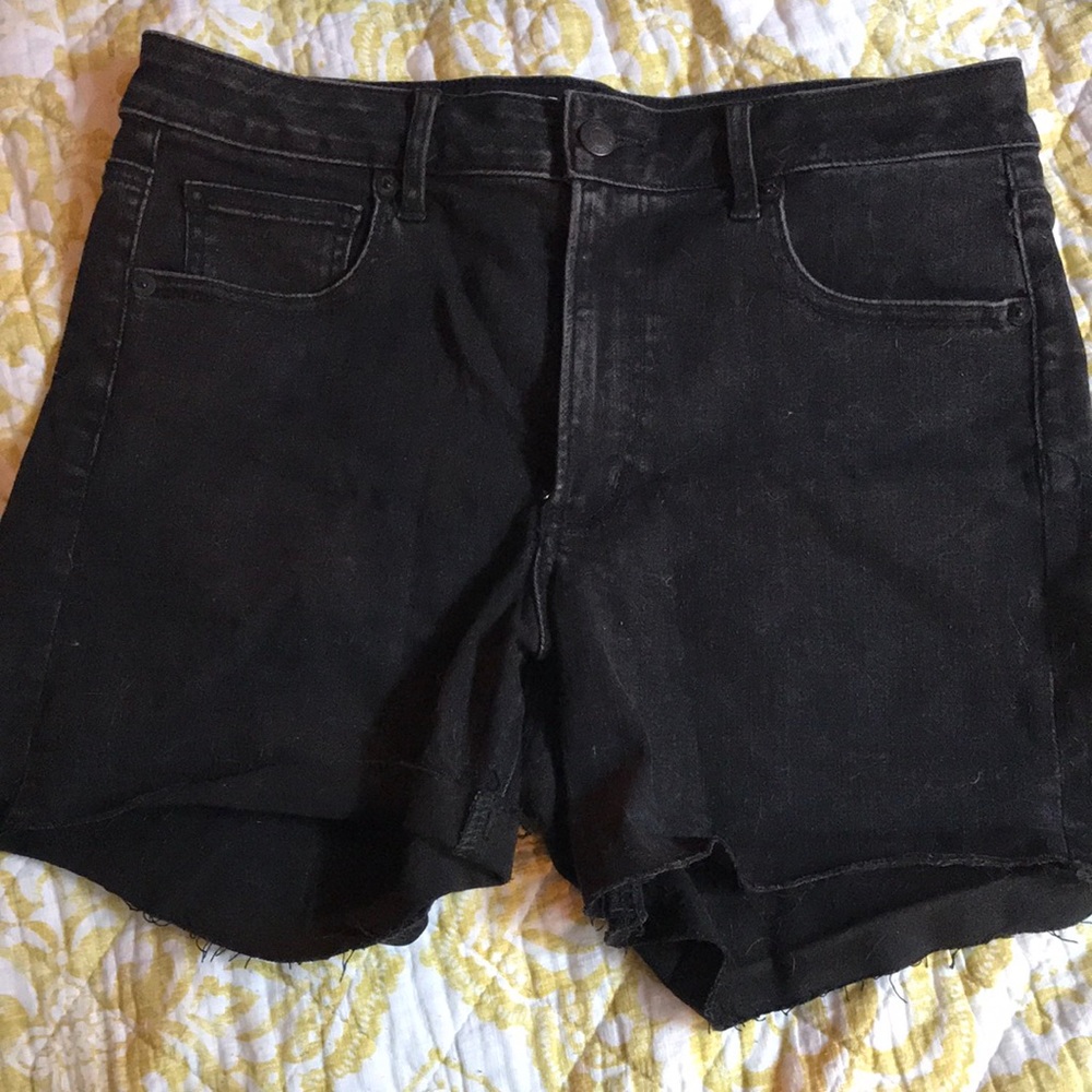 American eagle super super stretch black shorts 10